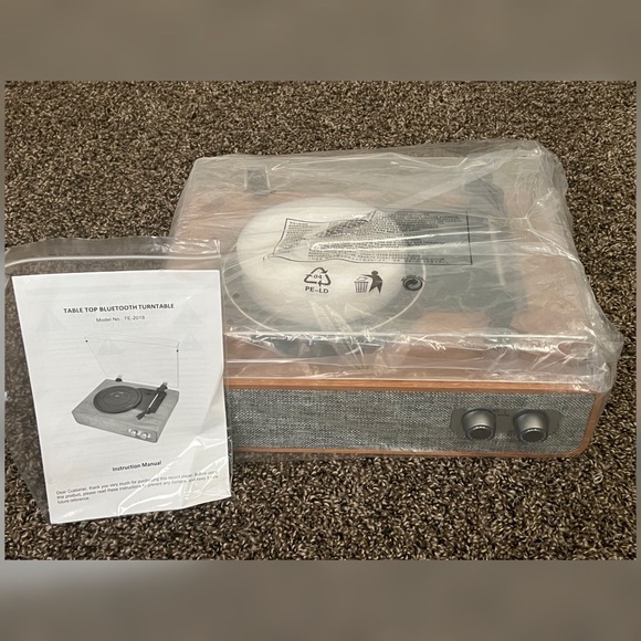 Tanlanin Vintage Style Tabletop Bluetooth Turntable Player - Picture 9 of 13